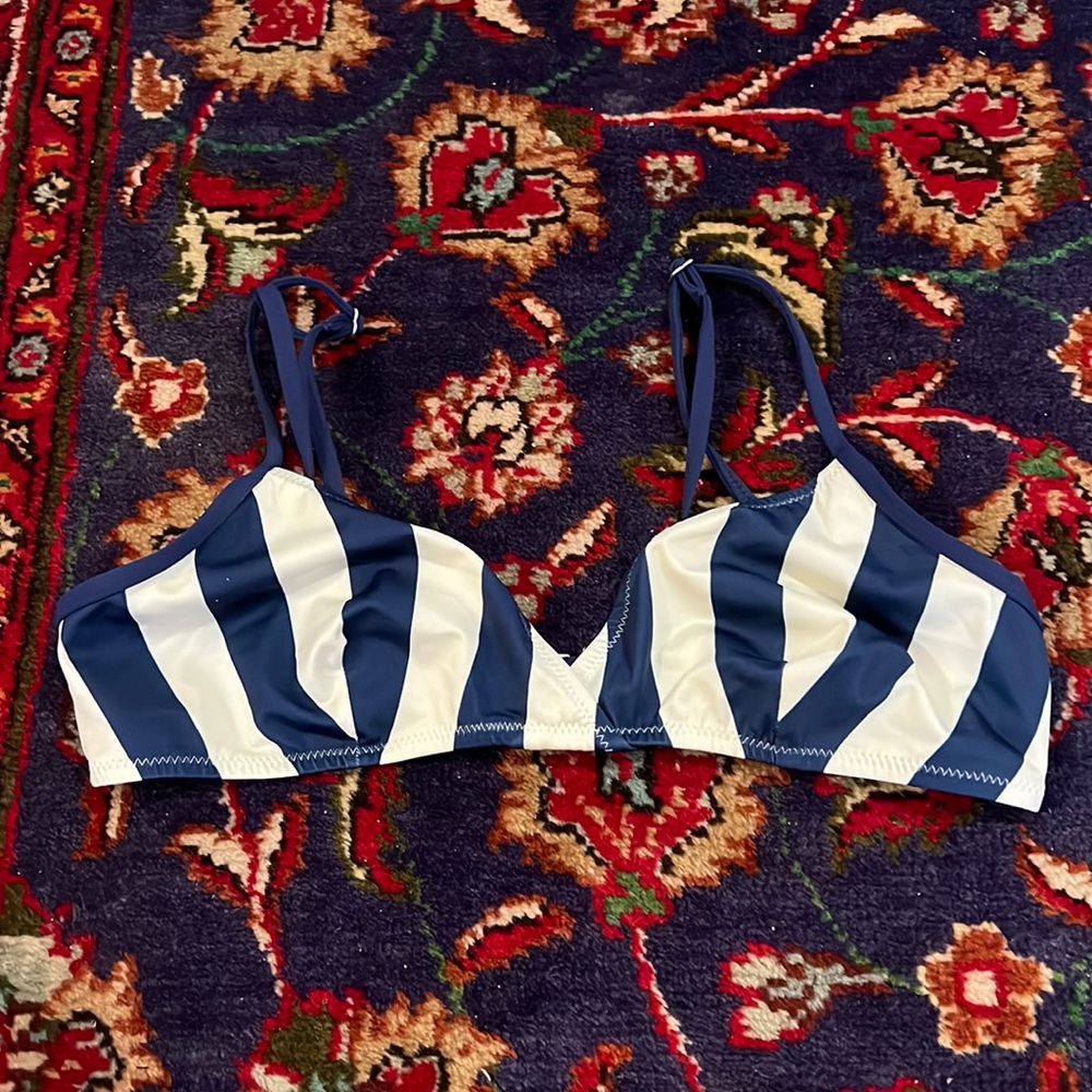 Solid and stripped size small swim top